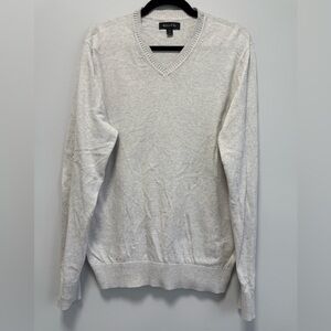 RW&CO. White V-Neck Sweater with Ribbed Cuffs